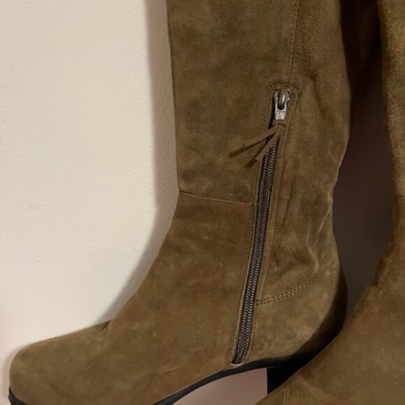 Stuart Weitzman Suede RESERVE over the knee boots, size 37 brown khaki - Picture 2 of 15
